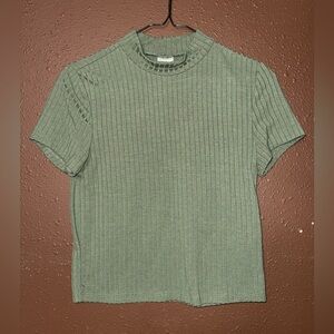 Women’s Green Ribbed Short Sleeve Top